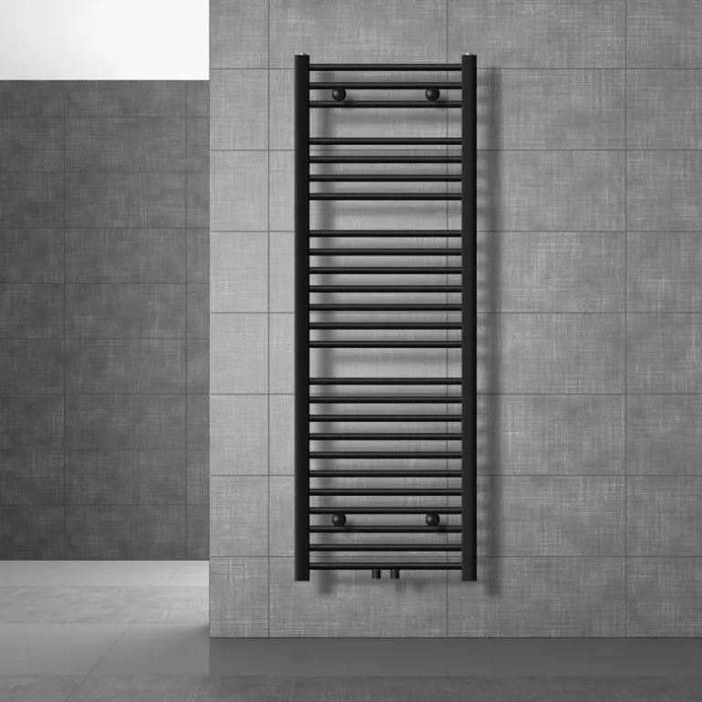 Badheizkörper mit Mittelanschluss 500x1500 mm Schwarz matt gebogen mit Boden Anschlussgarnitur LuxeBath