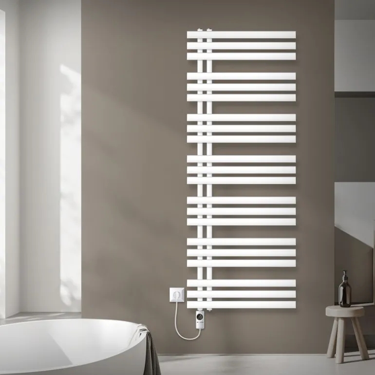 Badheizkörper Mittelanschluss 600x1600 mm Weiß mit Heizstab 1200W LuxeBath