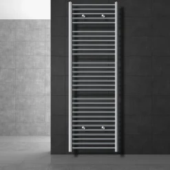 Elektrischer Badheizkörper mit Heizstab 1200W 600x1800 mm Chrom gerade Seitenanschluss & Thermostat Digitalanzeige LuxeBath