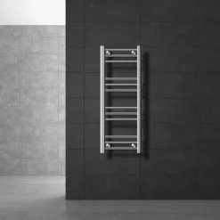 Elektrischer Badheizkörper mit Heizstab 600W 300x800 mm Chrome gerade Seitenanschluss & Thermostat Digitalanzeige LuxeBath