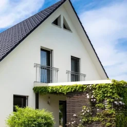 Französischer Balkon 90x156 cm glänzend mit 11 Füllstäben aus Edelstahl