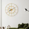 Große Wanduhr Ø 85 cm Altgold aus Eisen mit römischen Ziffern WOMO-Design