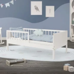 Kinderbett 70x140 cm mit Lattenrost und Rausfallschutz Weiß Kiefernholz ML-Design