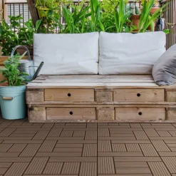 WPC Terrassenfliesen 30x30 cm 11er Set für 1m² Dunkelbraun in Holzoptik Mosaik mit Drainage und Klicksystem